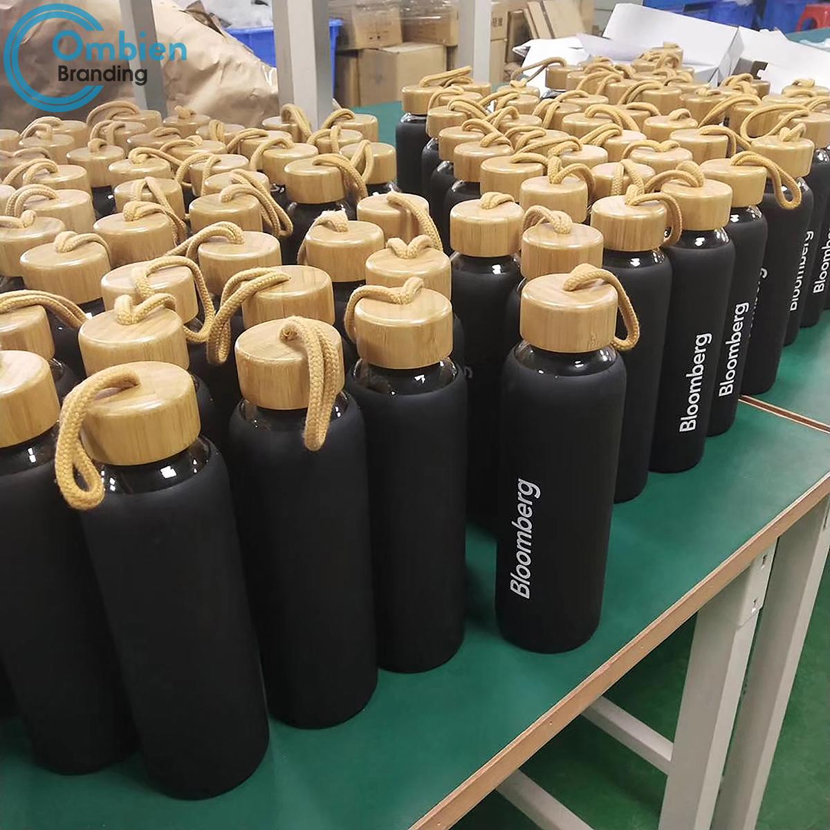 H69397 Glass bottle with  Silicone Sleeve